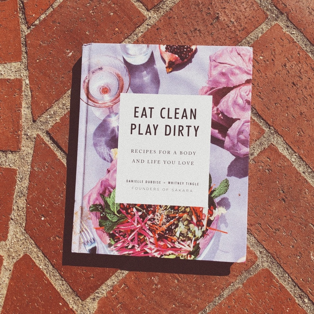 SAKARA Vegan Cookbook (Even Cocktails!)